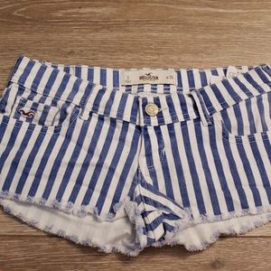 Hollister destroyed denim shorts!